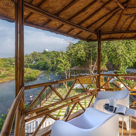 Saffronstays Riverfront Manor, 5-Bdr Pool Villa By Pej River Karjat Bagian luar foto