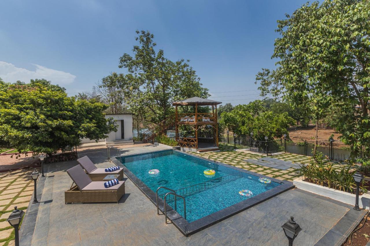 Saffronstays Riverfront Manor, 5-Bdr Pool Villa By Pej River Karjat Bagian luar foto