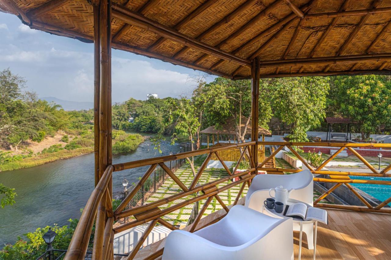 Saffronstays Riverfront Manor, 5-Bdr Pool Villa By Pej River Karjat Bagian luar foto